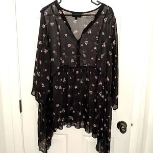 Torrid black gauze blouse